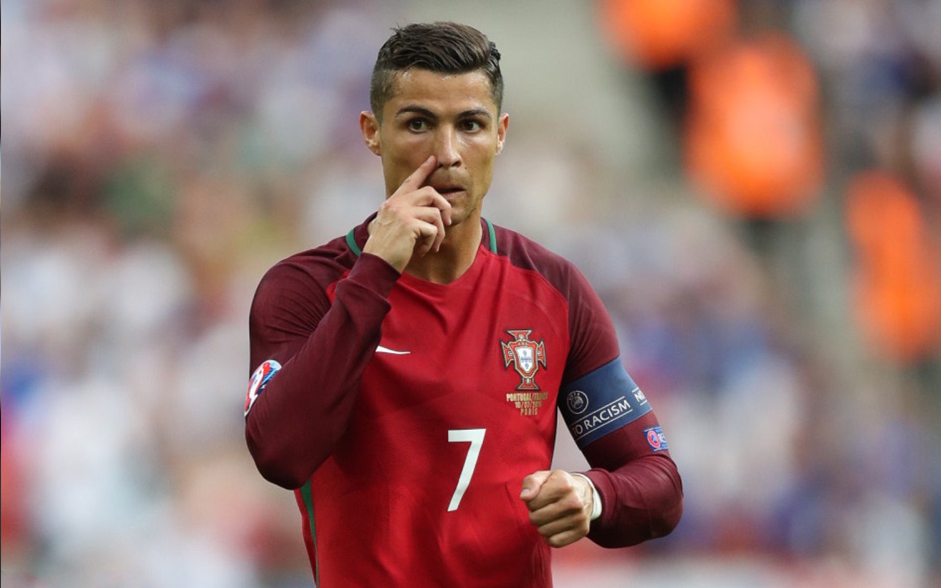 荷兰队在欧洲预赛中表现出色，晋级希望巨大