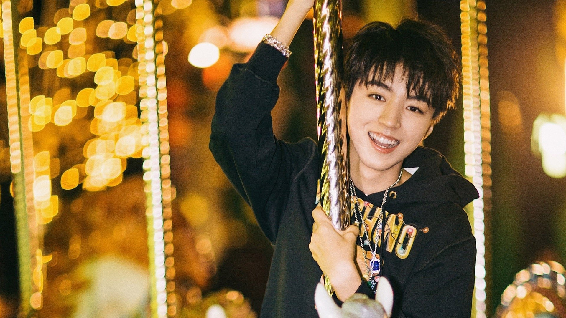 _爵士队攻守俱佳，排名逐渐逼近前列_，爵士球队队员名单