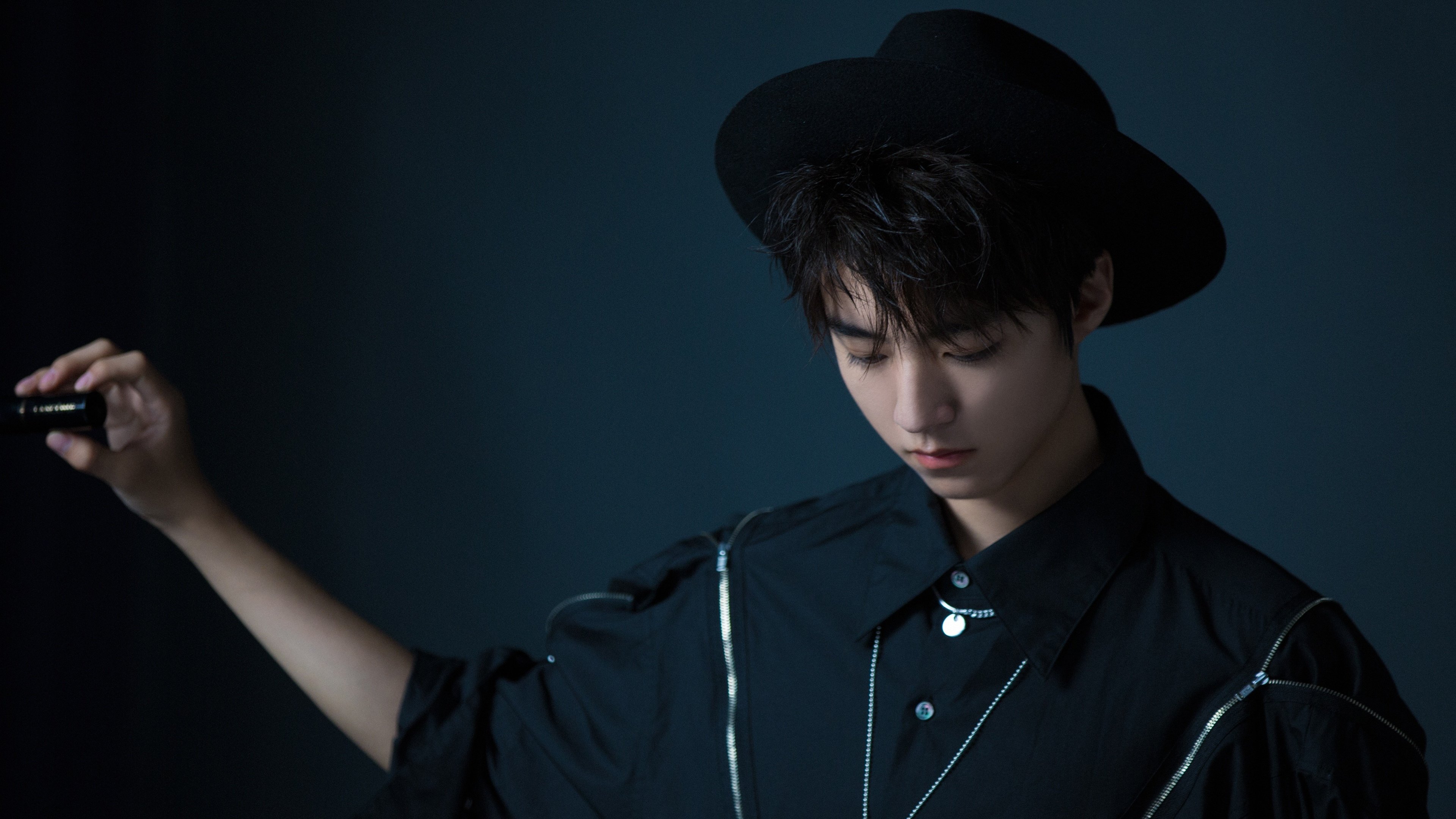 _爵士队攻防一体，排名稳步提升_，爵士队员阵容