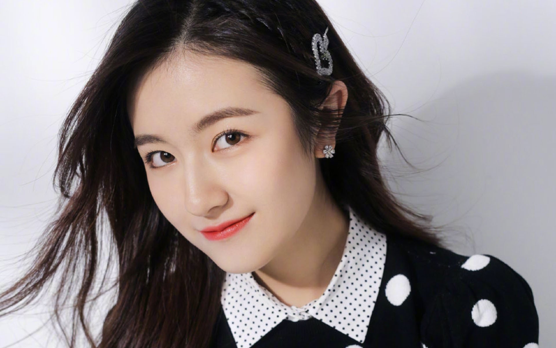 《CS_GO激烈角逐，现场气氛火热沸腾》，csgo激战