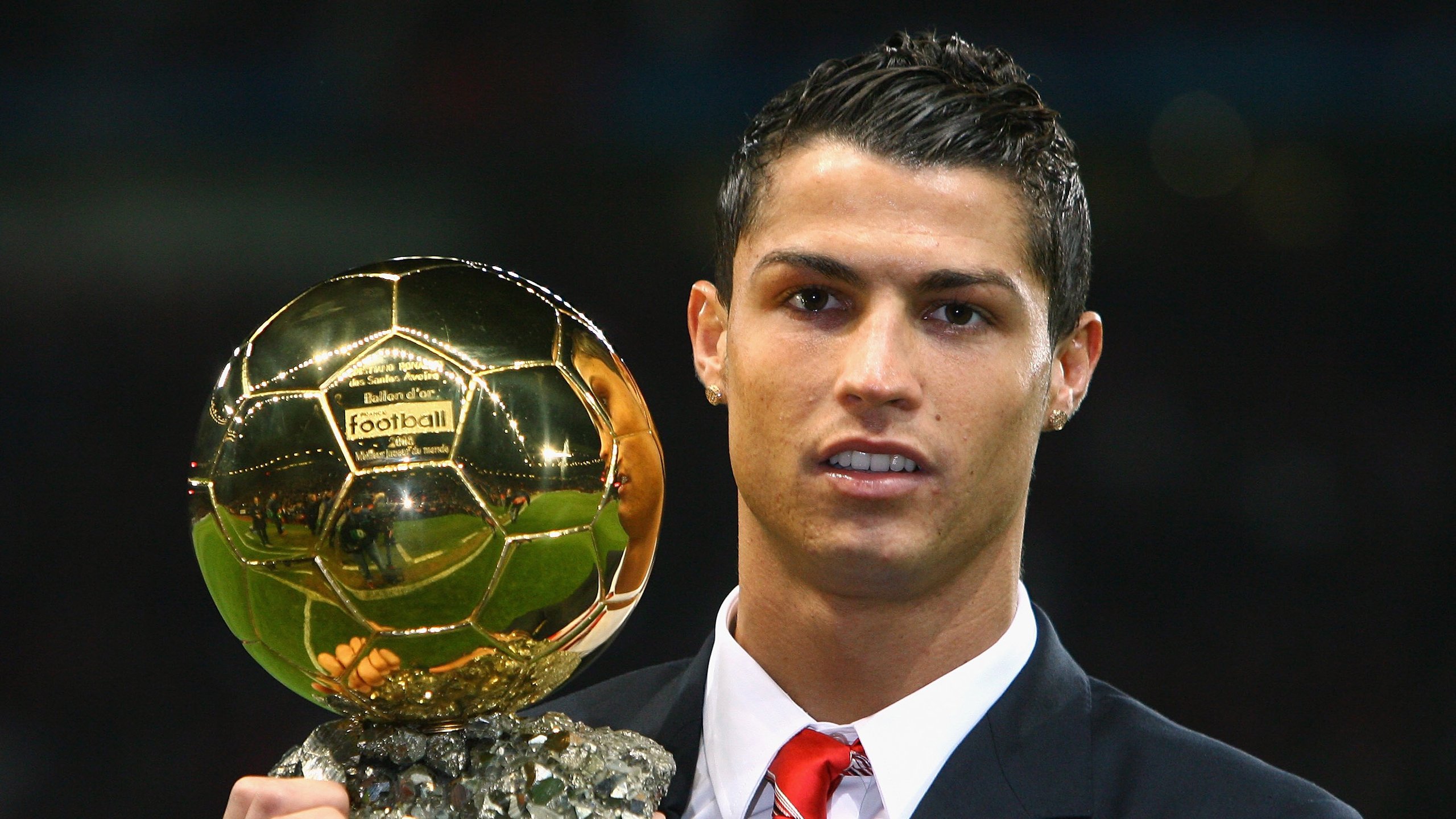 开云体育官网登入-中超比赛节奏提速观赛体验获得球迷一致好评，中超比赛强度